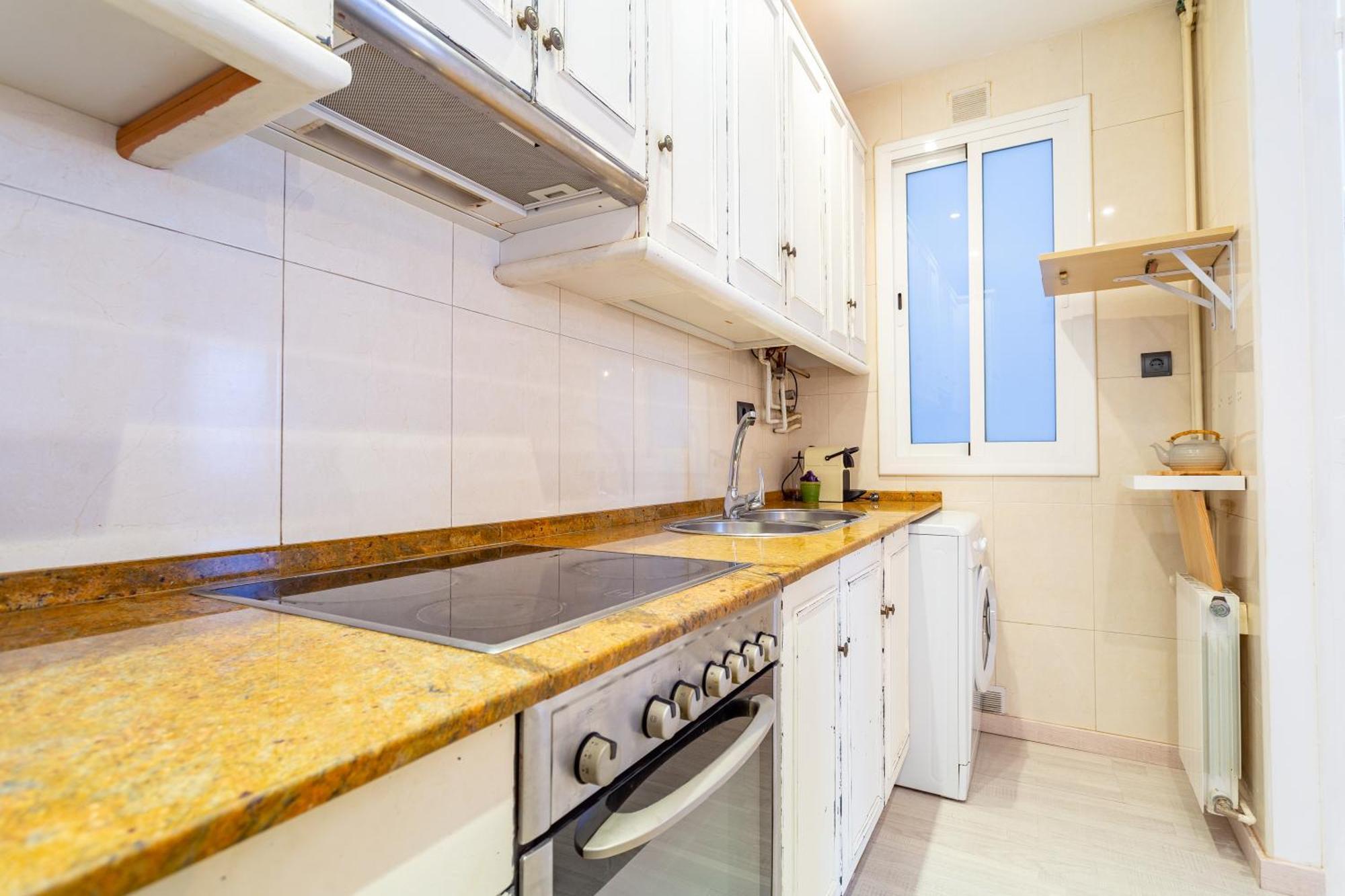 Cosy Apartment. 10Min Walk To The Beach & Train Таррагона Экстерьер фото